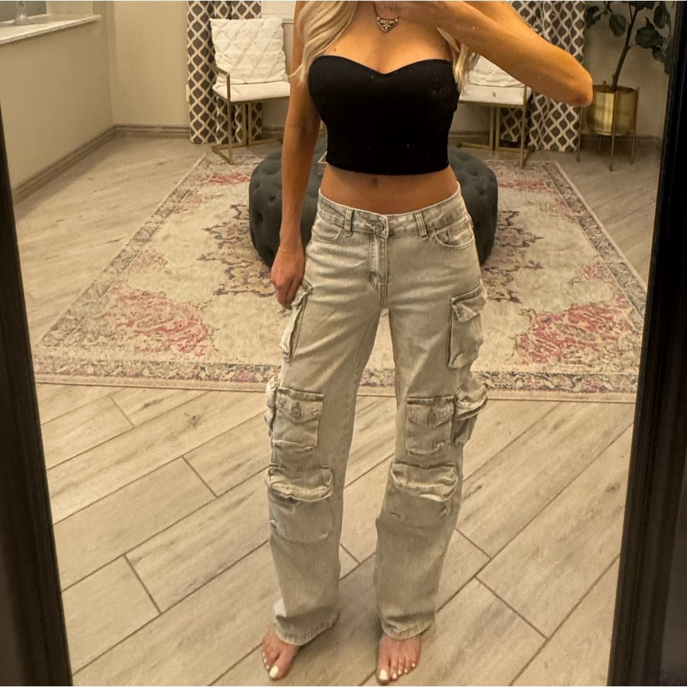 Casual High-Rise Cargo Jeans in Light Gray